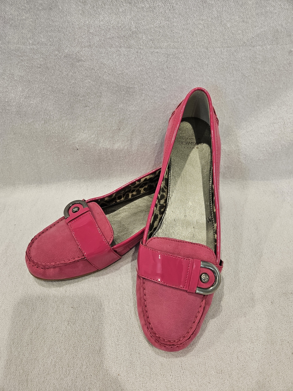 Circa Joan & David Luxe Women's Pink Suede & Patent Loafers w Buckle Accent 9.5